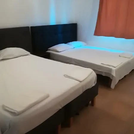 Casa de hóspedes Vila Albatros I